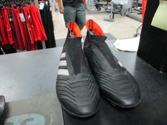 Used Adidas Predator Size 12 Soccer Cleats