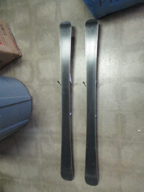 Load image into Gallery viewer, Used Axis Free Team Sinflex 130 cm Downhill Skis w/ Look Bindings - small wear
