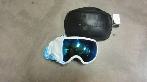 New Snowlodge Icyvanes Ski Goggles - Matte White/ Fake Blue