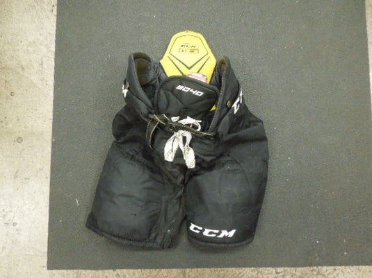 Used CCM Tacks 9040 Hockey Breezers Size Junior Large