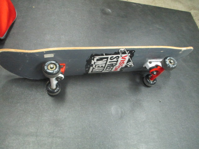 Load image into Gallery viewer, Used Vision Street Wear 31&quot; Complete Skateboard
