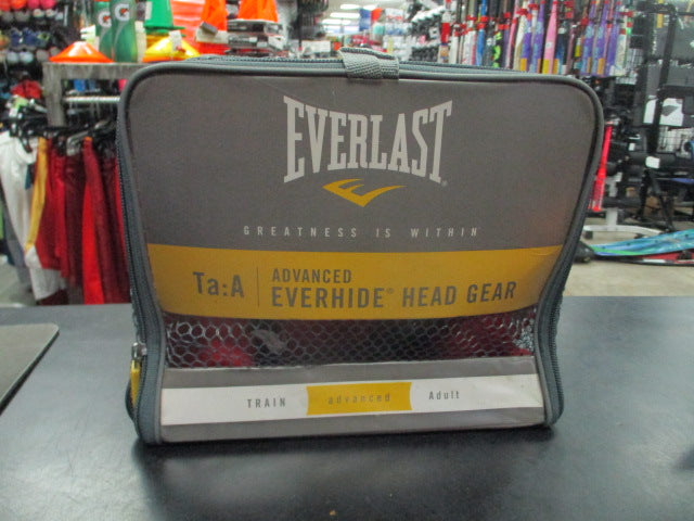 Load image into Gallery viewer, Used Everlast Ta:A Everhide Boxing Head Gear (Has Wear)
