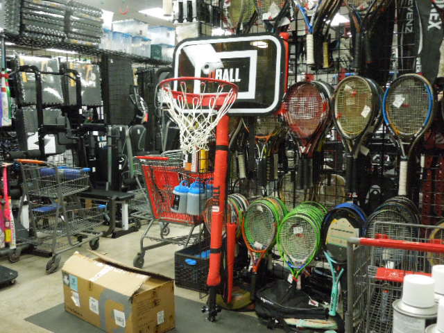 Load image into Gallery viewer, Used U Ball Pro Classic 1.0 With Size 4 Balls Fully Mobile Basketball Hoop
