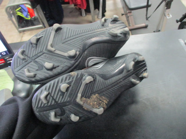 Load image into Gallery viewer, Used Nike Mercurial Soccer Cleats Size 11
