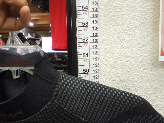 Used Akona 3mm 1 Piece Full Body Wet Suit Size 7/8