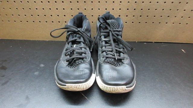 Load image into Gallery viewer, Used Under Armour Lockdown 4 Basketball Shoes - Size 9

