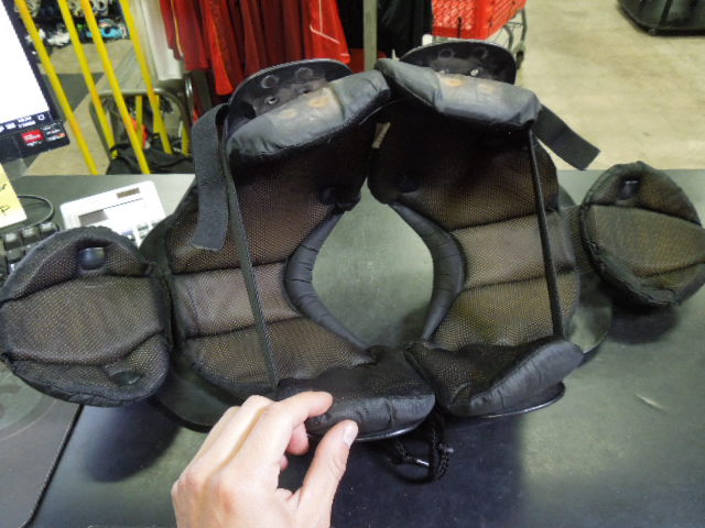 Load image into Gallery viewer, Used Champro Scorpion Youth Football Shoulder Pads Size M
