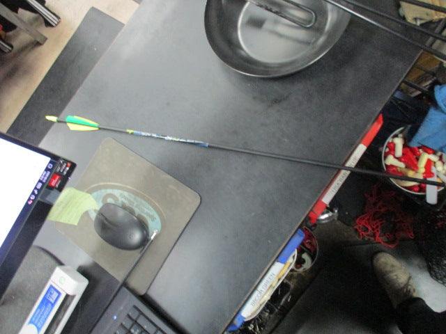 Load image into Gallery viewer, Used Razor Blade 100 Youth Arrow
