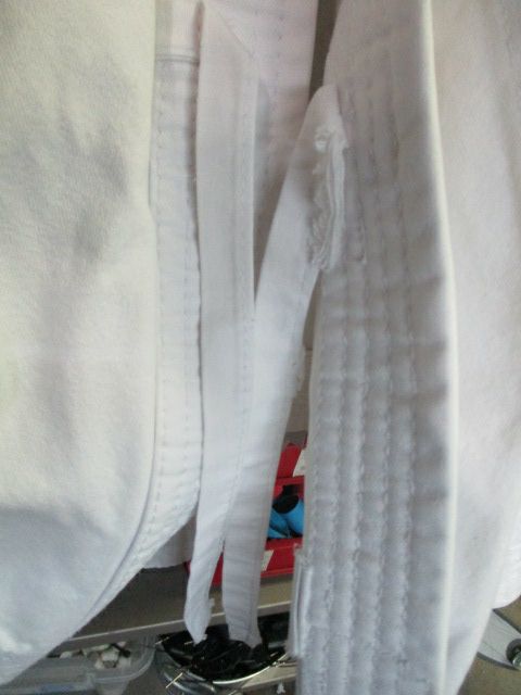Load image into Gallery viewer, Used Tokaido Kata Okaido Master Karate Gi Jacket Size 3 - sweat stains
