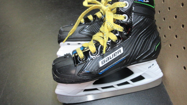 Load image into Gallery viewer, Used Bauer X-LP Ice Hockey Skates - Youth 13
