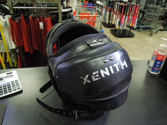 Used Xenith Flyte 2 TD Football Shoulder Pads Size Youth Large