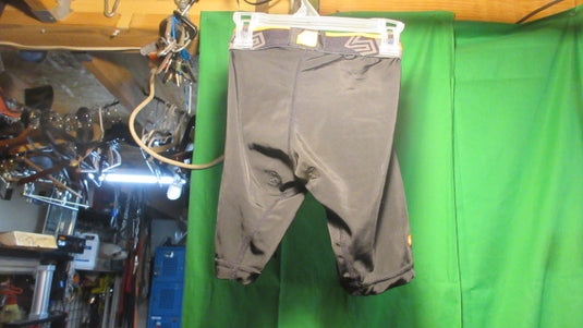 Used Shock Doctor Compression Shorts Cup Pocket Aircore 235 Youth Small - Black