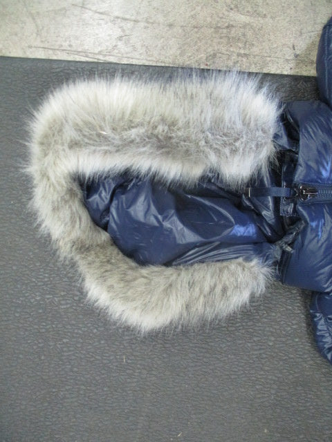 Load image into Gallery viewer, Used GAP luxury Down PuferJacket Size Kids Small
