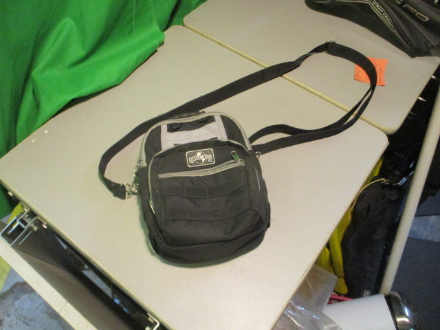Load image into Gallery viewer, Used Universal Studios Side Bag

