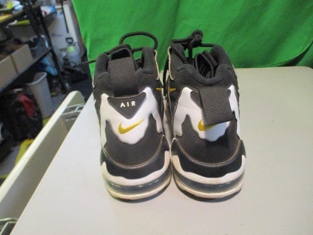 Load image into Gallery viewer, Used Nike Air Max 96 Size 7.5 Basketball Shoes(Need Insoles)
