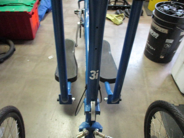 Load image into Gallery viewer, Used Street Strider 3i 20&quot; Hybrid Bicycle - Blue 3 Speed
