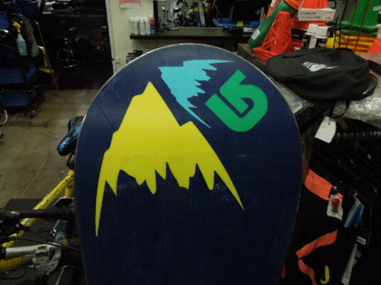 Used Burton Sherlock FlyingV 154cm Snowboard w/Matching Burton Mission Bindings