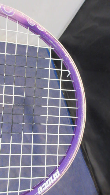 Load image into Gallery viewer, Used Prince Wimbeldon Sharapova 27&quot; Tennis Racquet - wear on rim

