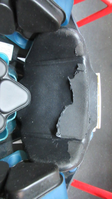 Load image into Gallery viewer, Used Schutt Vengeance Pro Varsity XL W/O Jaw Pads
