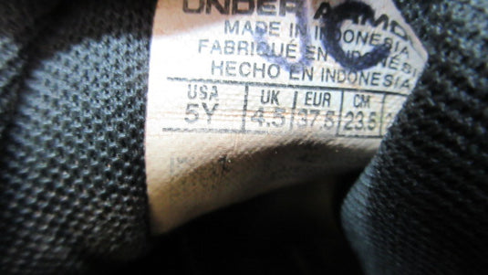 Used Under Armour Football Cleats - Size Youth 5