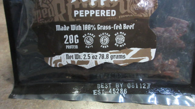 Load image into Gallery viewer, New Ripped Jerky Gran-Daddy Peppa Peppered Beef Jerky - 2.5oz

