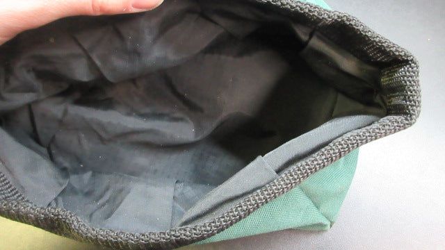 Load image into Gallery viewer, Used Cool Paws Accessory Bag
