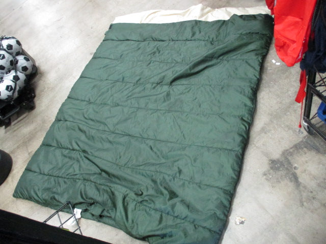 Load image into Gallery viewer, Used Ozark Trail 35 Deg Double Cool Weather Sleeping Bag
