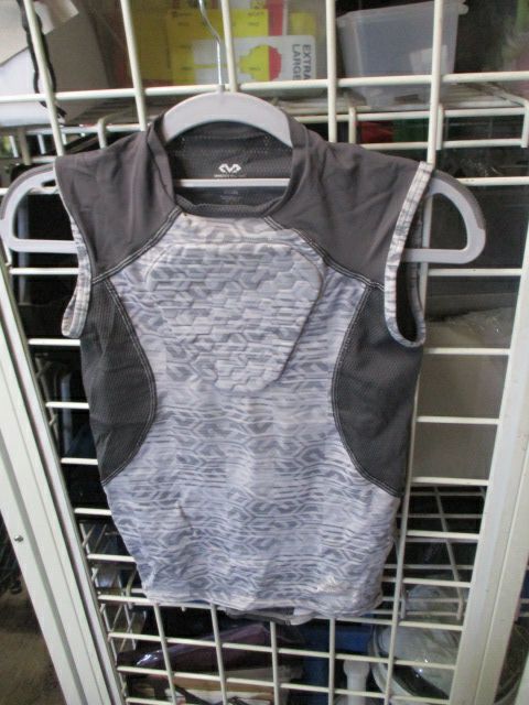 Load image into Gallery viewer, Used McDavid Hex Sternum Compression Shirt Youth Size Medium
