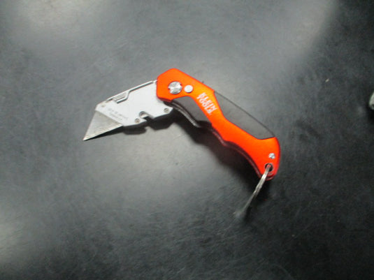 Used Klein Tools Pocket Utility Blade