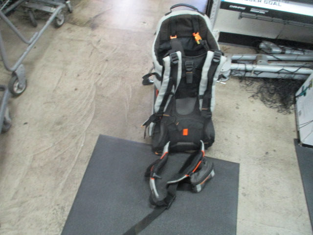 Load image into Gallery viewer, Used Cross Terrain Evenflo Snugli Baby Hiking Carrier
