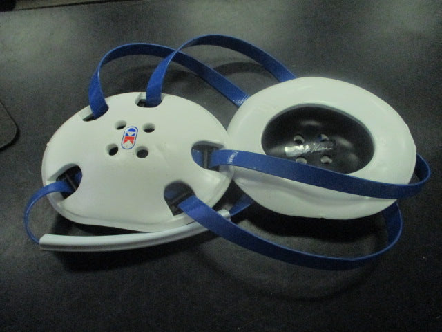 Load image into Gallery viewer, Used Cliff Keen Wrestling Head Gear
