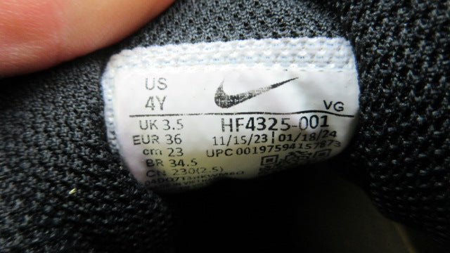 Load image into Gallery viewer, Used Nike Alpha Shark Menace Football Cleats - Size Youth 4
