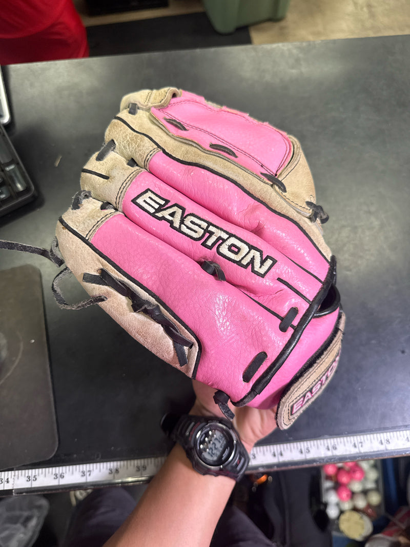 Load image into Gallery viewer, Used Easton ZFlex FPT12 12" Softball Glove RHT
