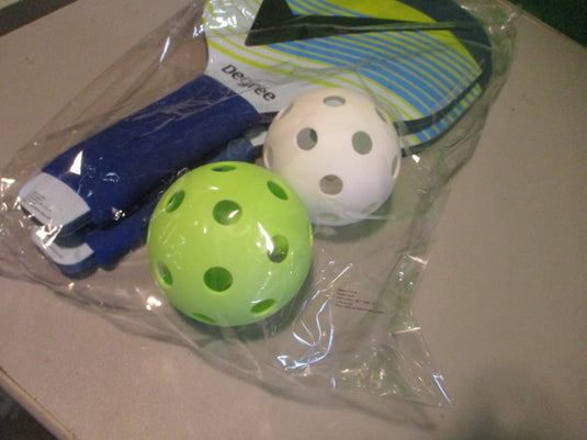 Degree Pickleball Set W/ 2 Balls