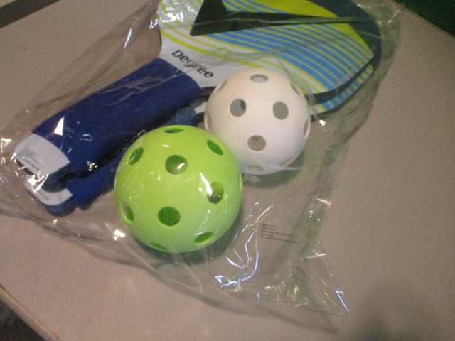 Load image into Gallery viewer, Degree Pickleball Set W/ 2 Balls
