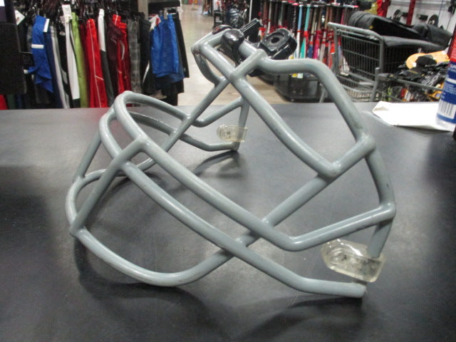 Load image into Gallery viewer, Used Schutt Helmet Facemask - Gray
