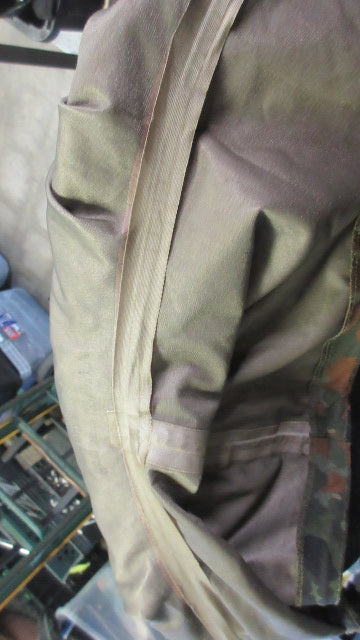 Load image into Gallery viewer, Used German Flecktarn Camo Parka Jacket Adult Size XL Extra Long - peeling liner
