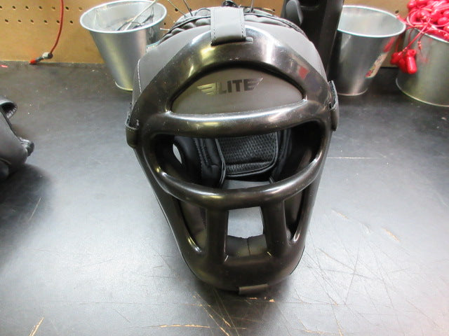 Load image into Gallery viewer, Used Elite MMA Headgear - Size Youth Large
