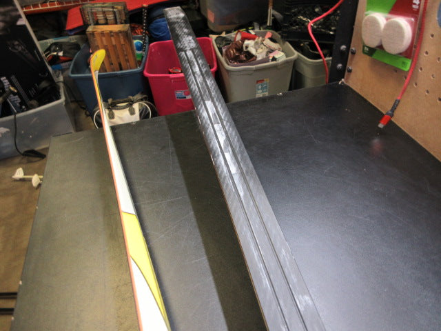 Load image into Gallery viewer, Used Rossignol Delta Cross Country Skis
