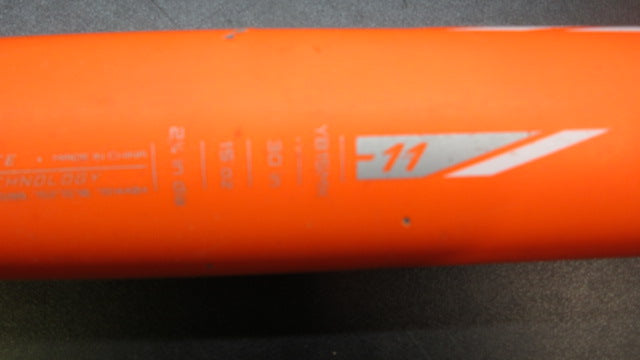 Load image into Gallery viewer, Used Easton Mako 30&quot; -11 USSSA Composite Baseball Bat
