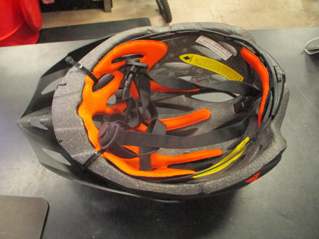 Load image into Gallery viewer, Used Ozark Trail Bike Helmet Size Large
