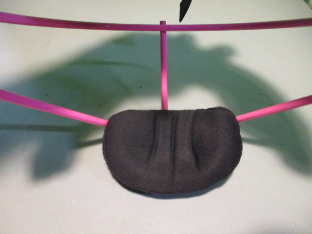 Load image into Gallery viewer, Used Rip-It Defense Youth Softball Pink Fielders Mask
