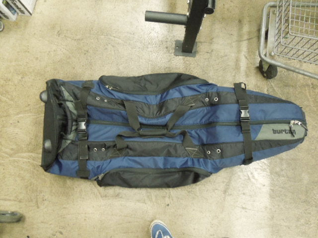 Load image into Gallery viewer, Used Burton Golf Bag Soft Shell Travel Bag
