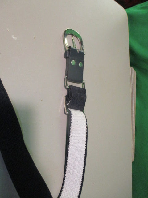 Load image into Gallery viewer, Used DSG Dark Blue Youth Baseball Belt
