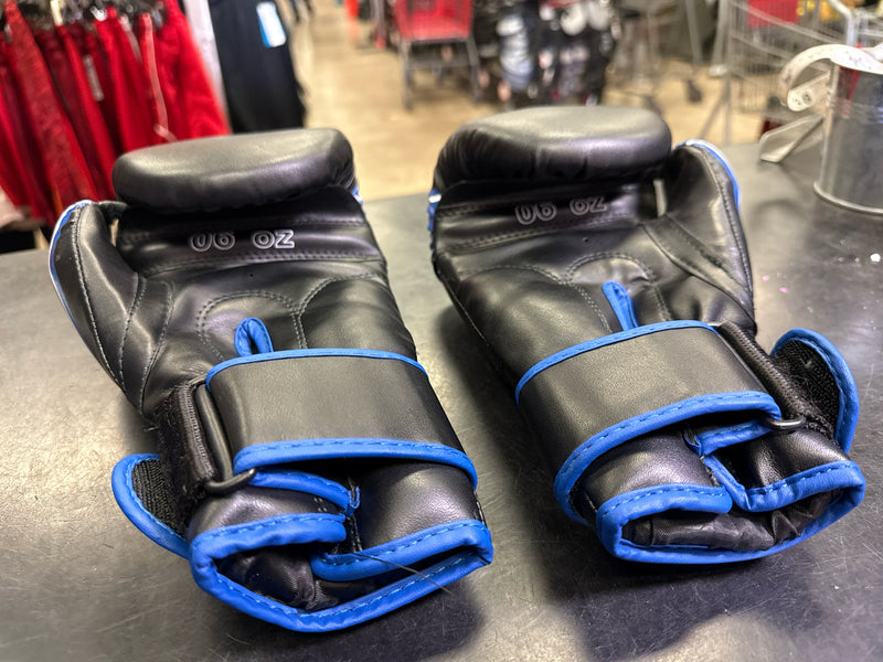 Load image into Gallery viewer, Used RDX Training Gloves 6 oz Boxing Glove
