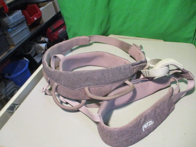 Load image into Gallery viewer, Used Petzl Selena Harness
