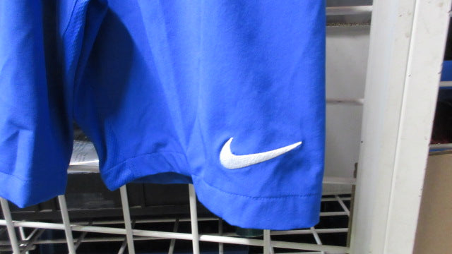 Load image into Gallery viewer, Nike Standard Fit Blue Shorts Youth Size Large - Like New
