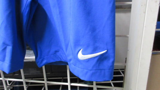 Nike Standard Fit Blue Shorts Youth Size Large - Like New