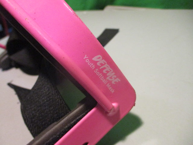 Load image into Gallery viewer, Used Rip-It Defense Youth Softball Pink Fielders Mask
