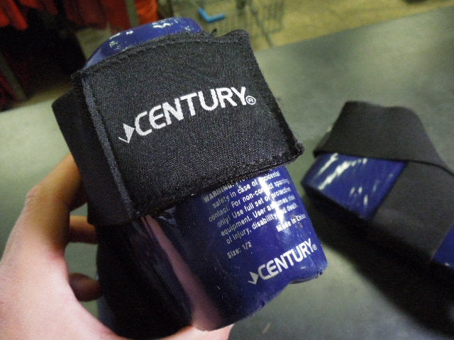 Load image into Gallery viewer, Used Century Foot Pad Sparring Protection Size 1/2

